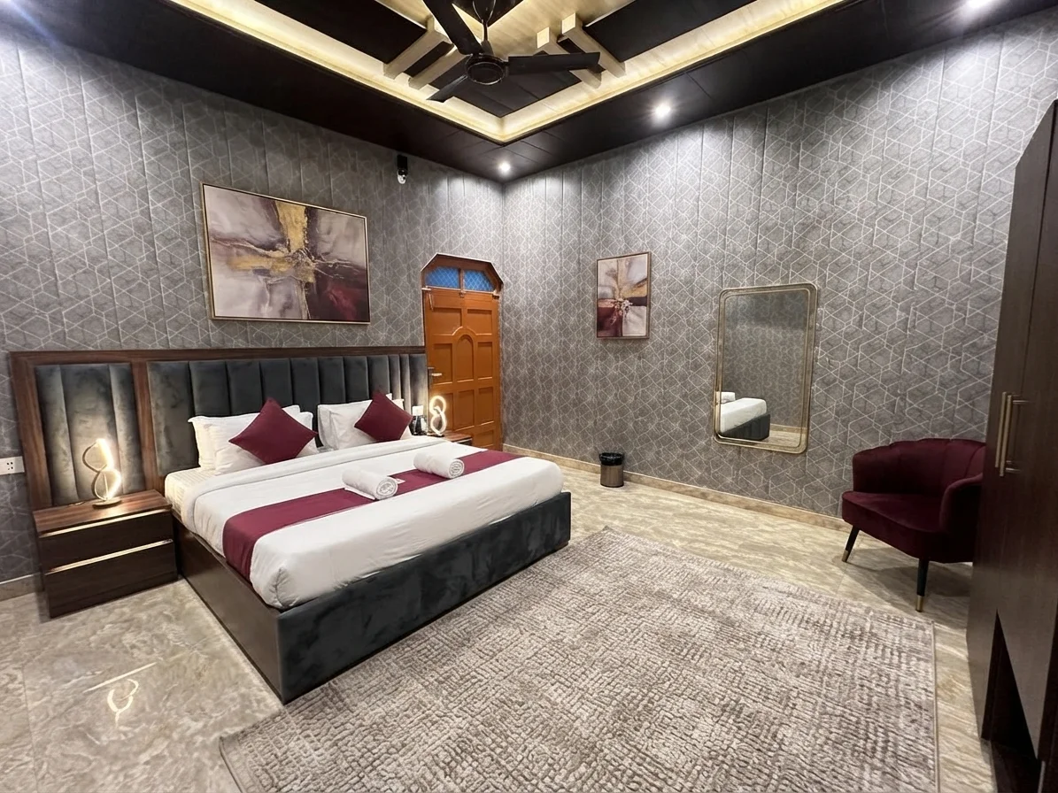 Roomshala Hotel Shree Ji -  Near Hanuman Garhi Mandir, Ayodhya